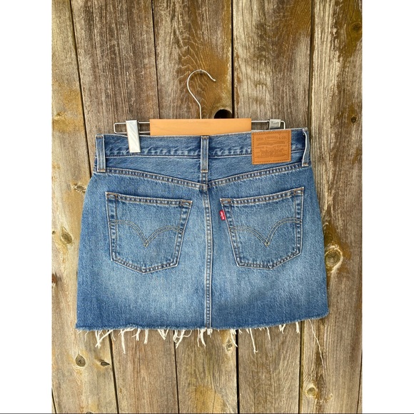 LEVI’S raw hem denim button fly mini skirt - Picture 3 of 7